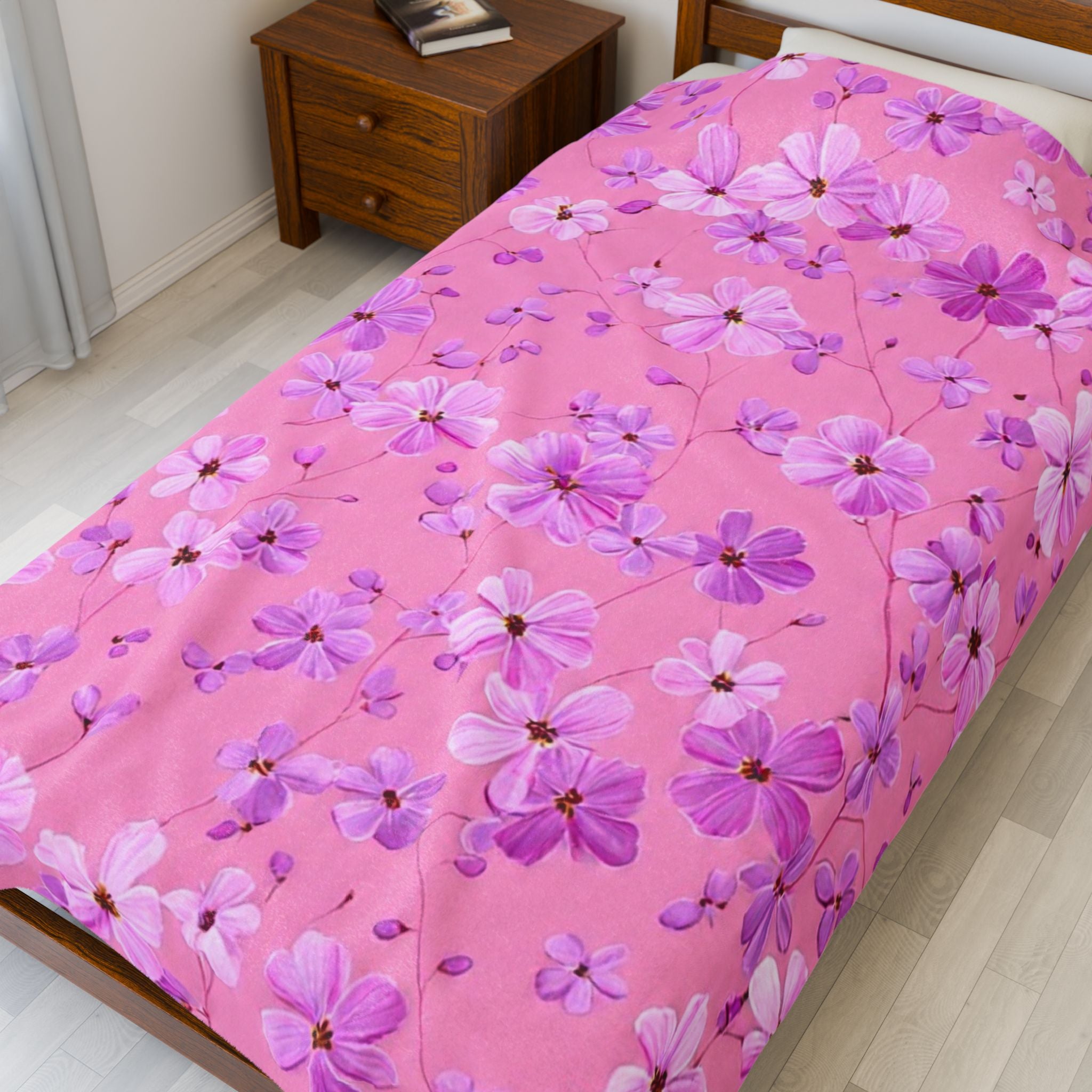 Pink Floral Velveteen Plush Blanket — Soft Cherry Blossom Throw