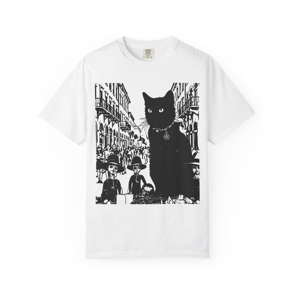 Cat in the City Graphic T-Shirt — Bold Black Cat Street Art Tee