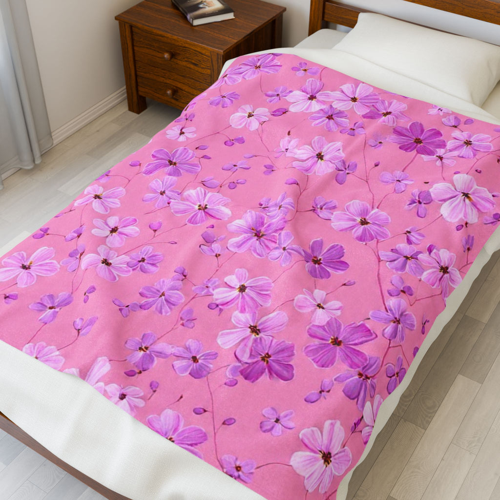 Pink Floral Velveteen Plush Blanket — Soft Cherry Blossom Throw